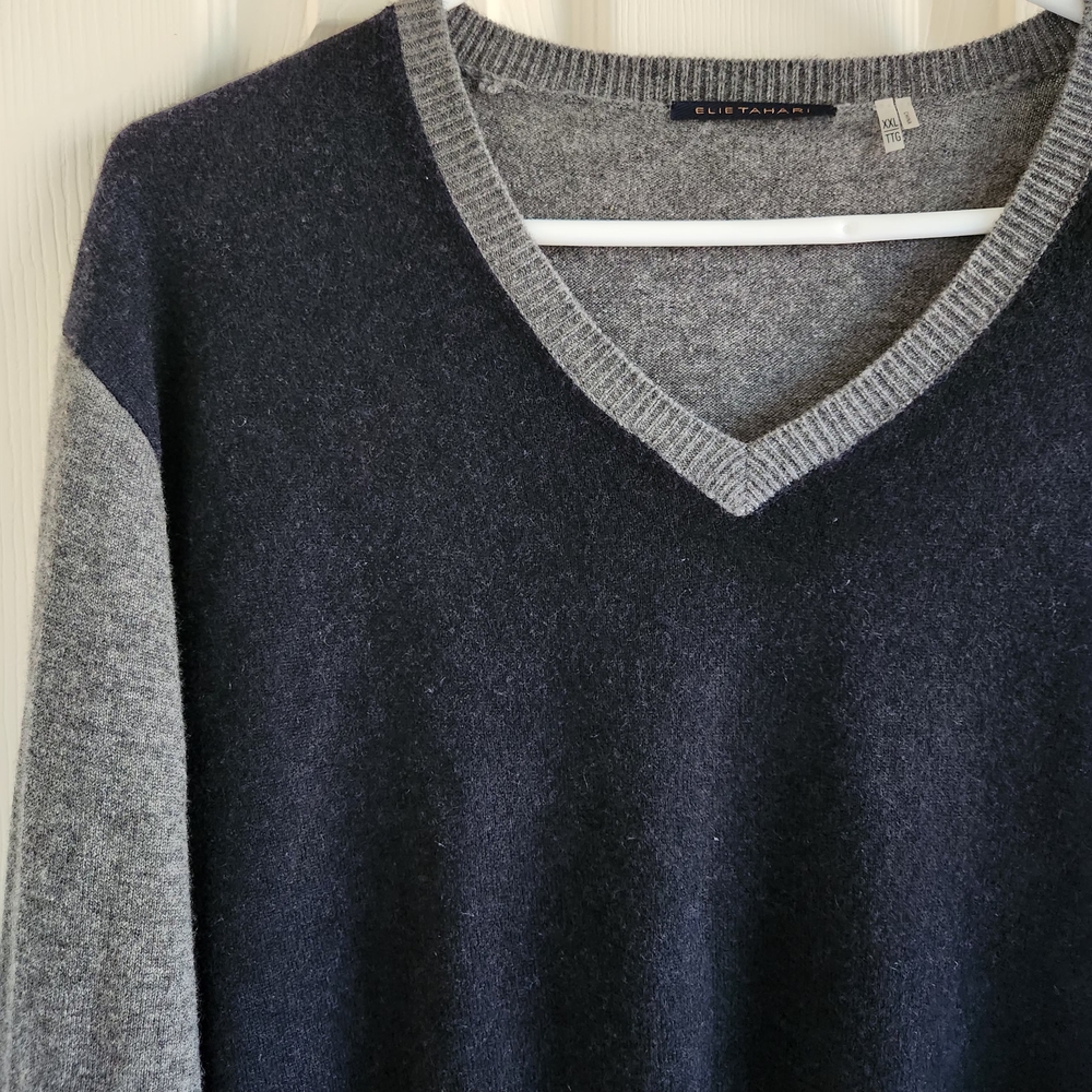 Elie Tahari Navy Blue / Gray 100% cashmere sweater Size XXL - Picture 3 of 6